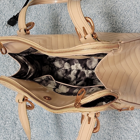 Ted Baker Handbag - Picture 4 of 7